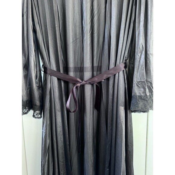 Vintage XL Gothic Black Sheer Silky Nylon Dressing Robe Lace Trim Kimono Sleeves - Picture 4 of 10